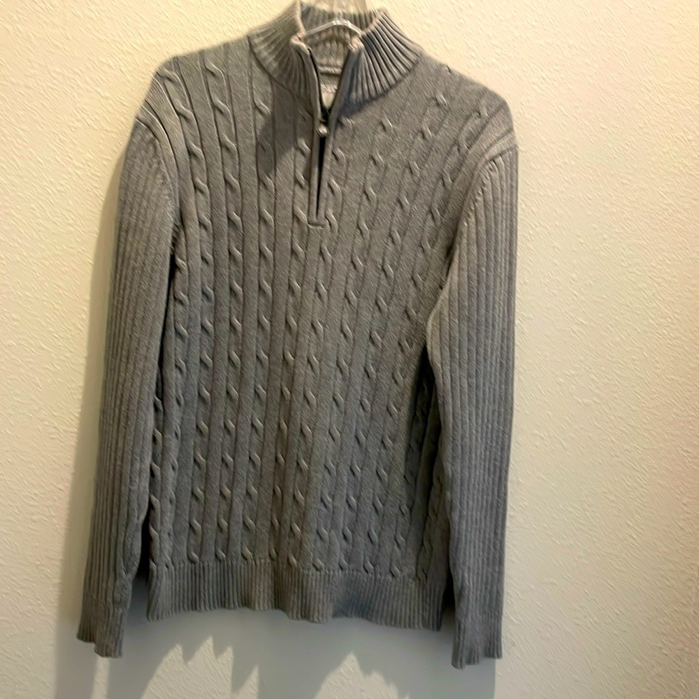 Canda men’s Gray Large long sleeve sweater high neck. Pre-owned.
